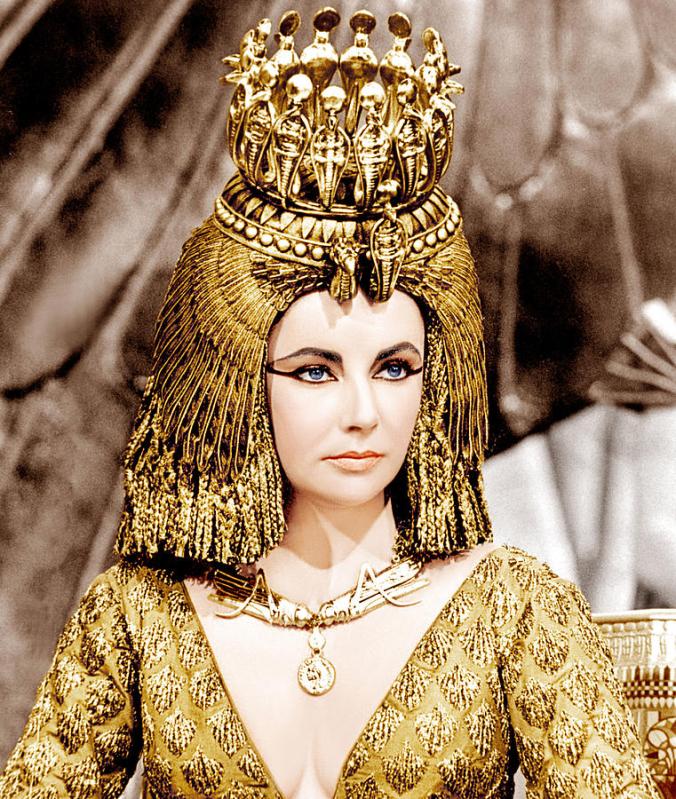 Cleopatra por Elizabeth Taylor
